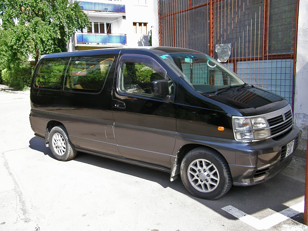 Nissan Elgrand Homy J