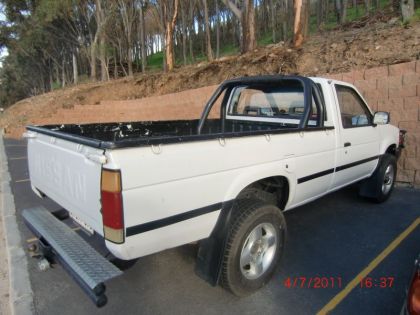 Nissan Hardbody 1-ton