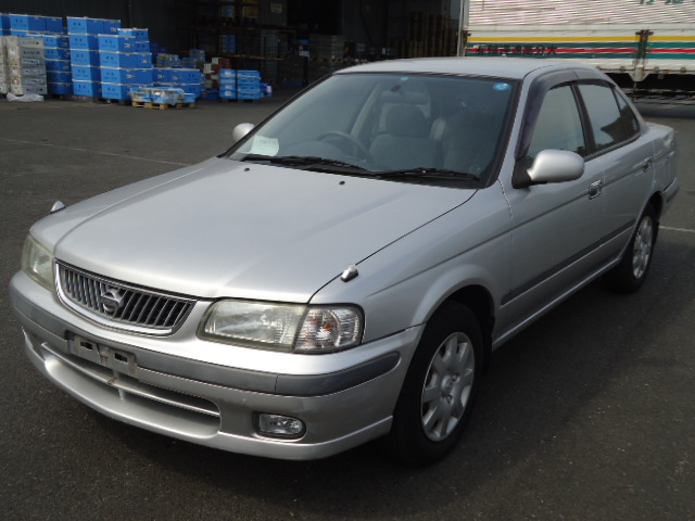 Nissan Largo Super Saloon 4WD