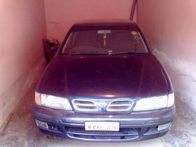 Nissan Primera GXE 20