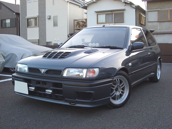 Nissan Pulsar GTi