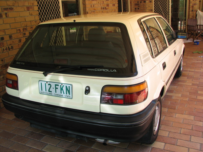 Nissan Skyline GXE Wagon