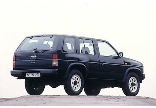 Nissan Terrano V6