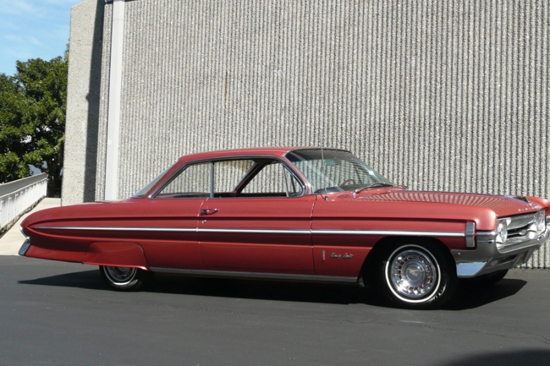 Oldsmobile 98 Coupe
