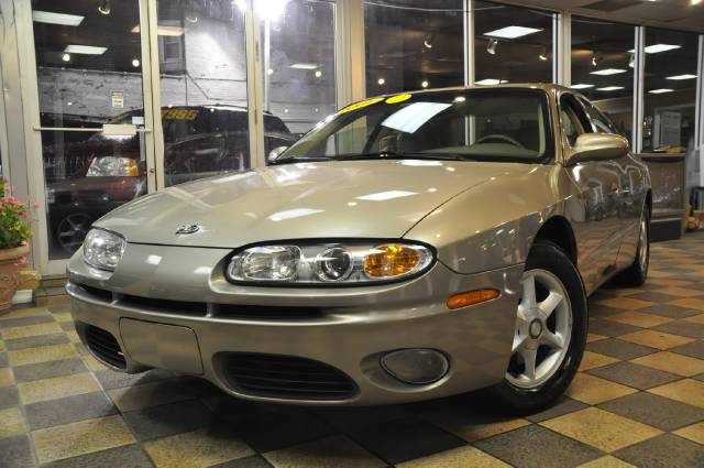 Oldsmobile Aurora LS