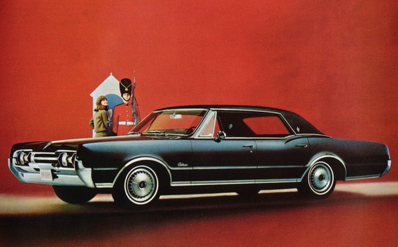 Oldsmobile Cutlass Supreme Holiday