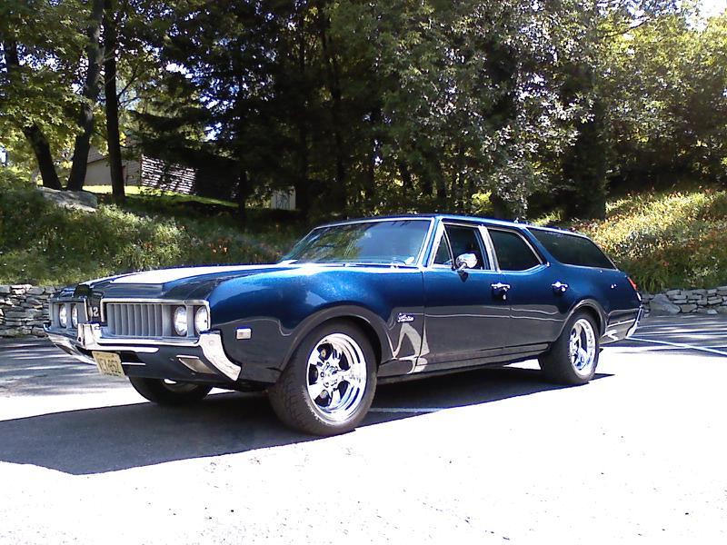 Oldsmobile Cutlass Vista Cruiser