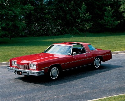 Oldsmobile Toronado Deluxe