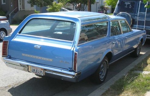 Oldsmobile Vista Cruiser