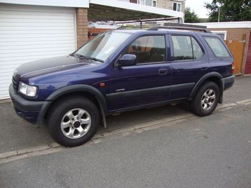 Opel Frontera 32 V6