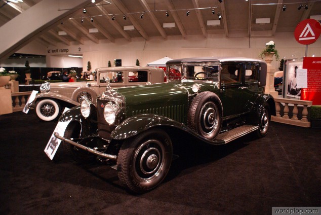 Packard Eight De Luxe sedan