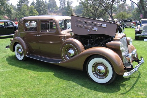 Packard Special 4-Dr Sedan