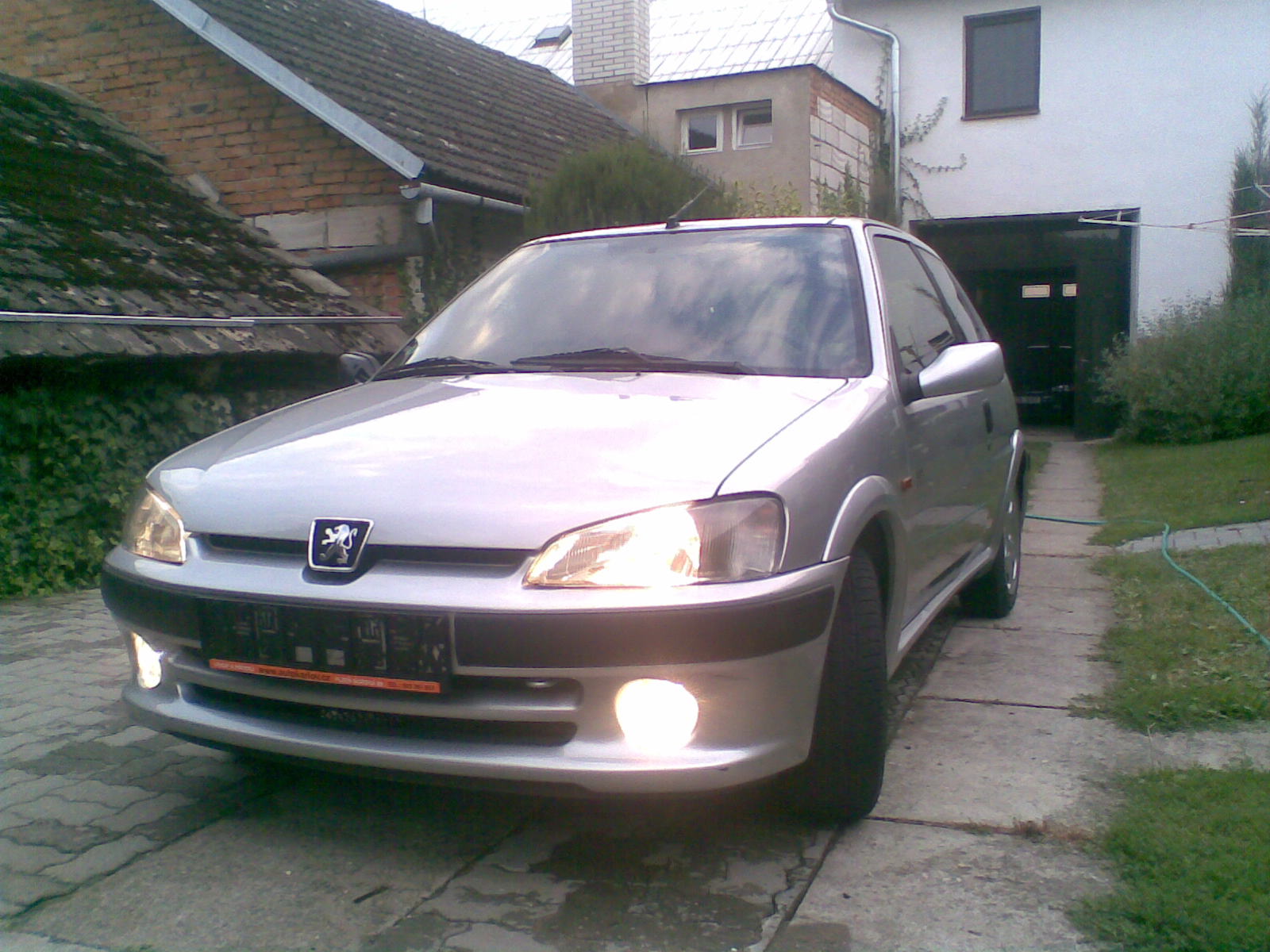 Peugeot 106 11