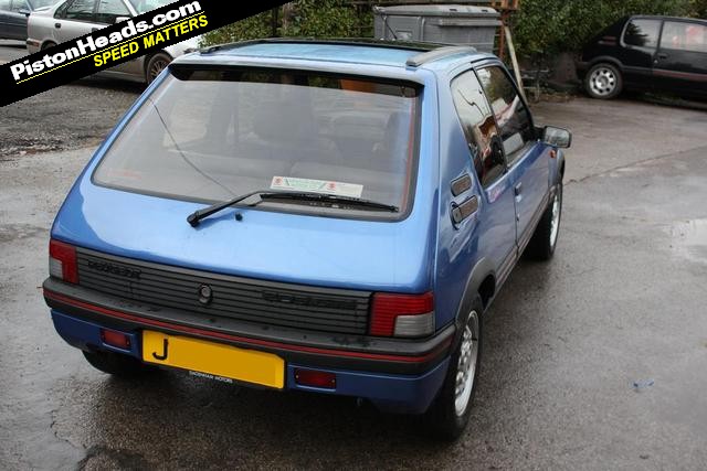 Peugeot 205 GT