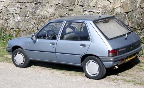 Peugeot 205GR