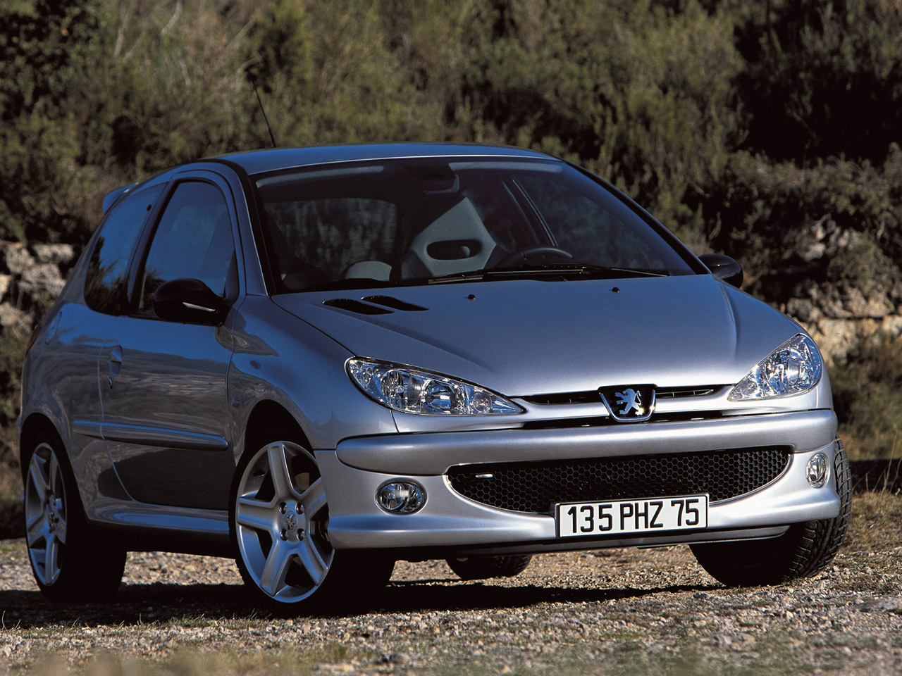 Peugeot 206 RCpicture 5 , reviews, news, specs, buy car