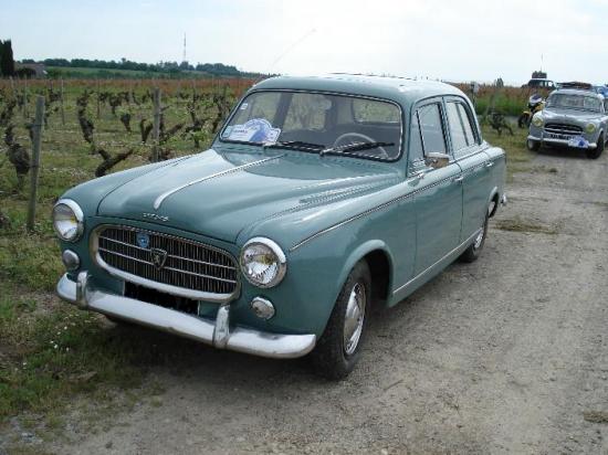 Peugeot 403B