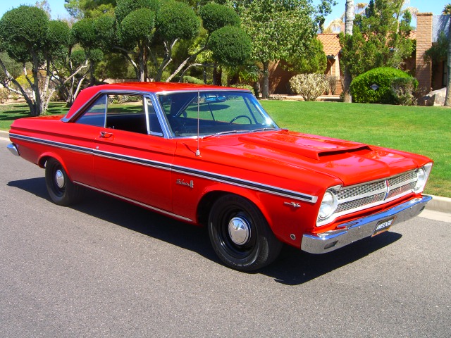 Plymouth Belvedere 2-dr Wagon