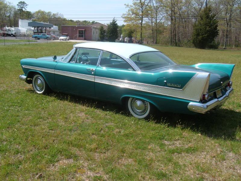 Plymouth Belvedere II 2dr HT