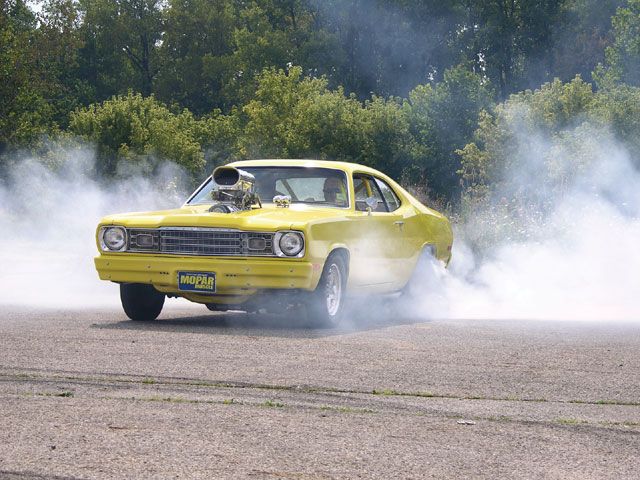 Plymouth Duster 528
