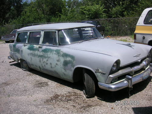 Plymouth Plaza 4dr station wagon