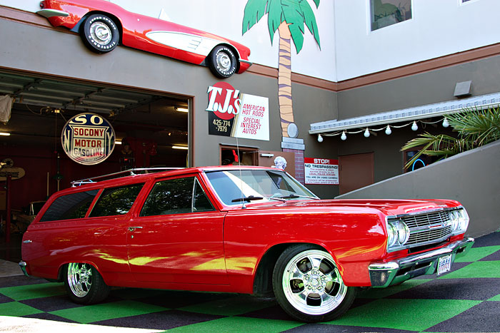 Plymouth Suburban 2dr wagon