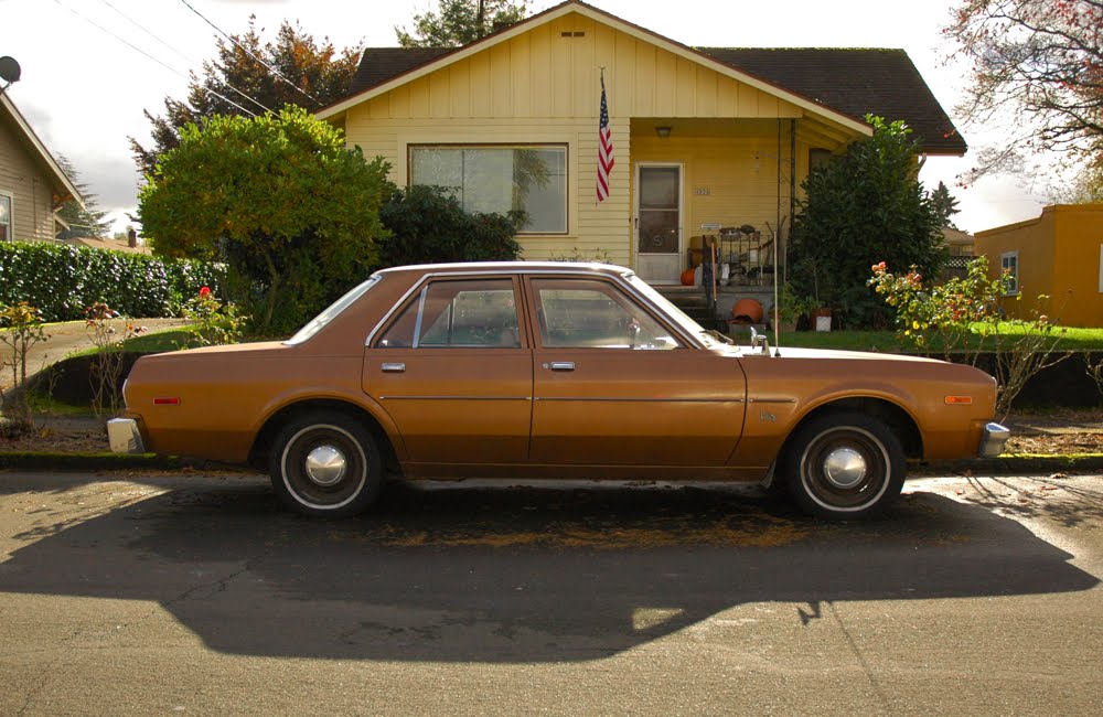 Plymouth Volare Sedan