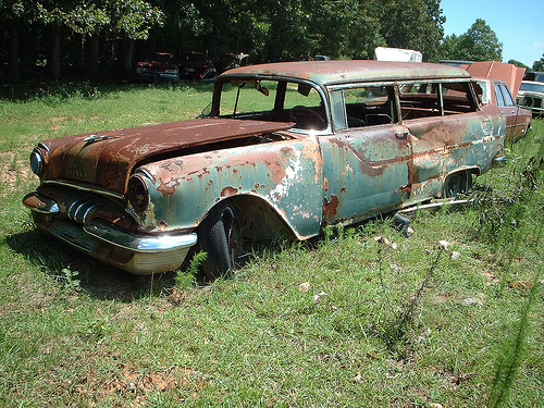 Pontiac Chieftain Deluxe 4dr sedan