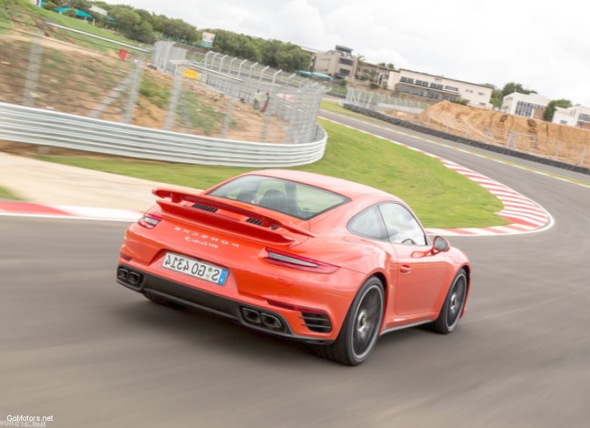 2016 Porsche 911 Turbo S