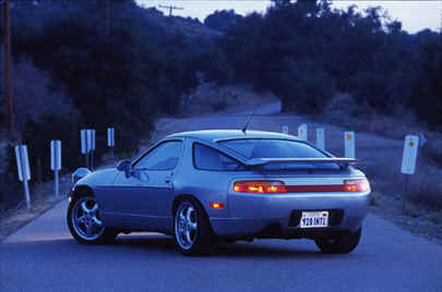 Porsche 928 GTS