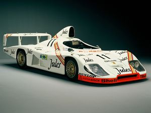 Porsche 936