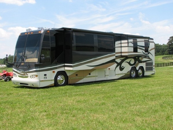 Prevost H3