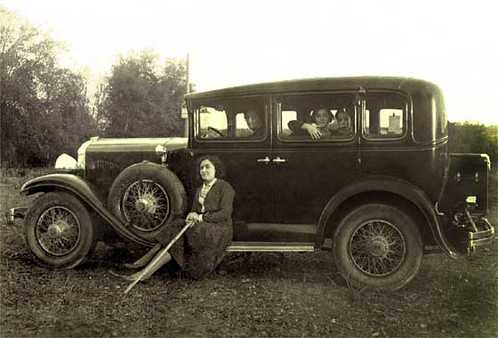 REO Master Flying Cloud Model 20 Sports Coupe