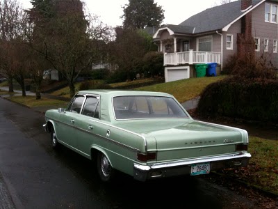 Rambler Classic 550 sedan