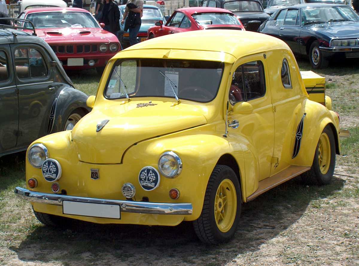 Renault 4 CV