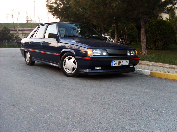 Renault 9 Fairway