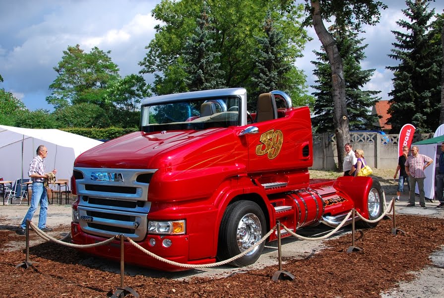 Scania R999 Red Pearl