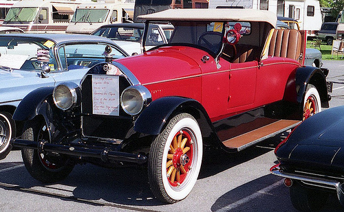 Stutz Black Hawk Roadster