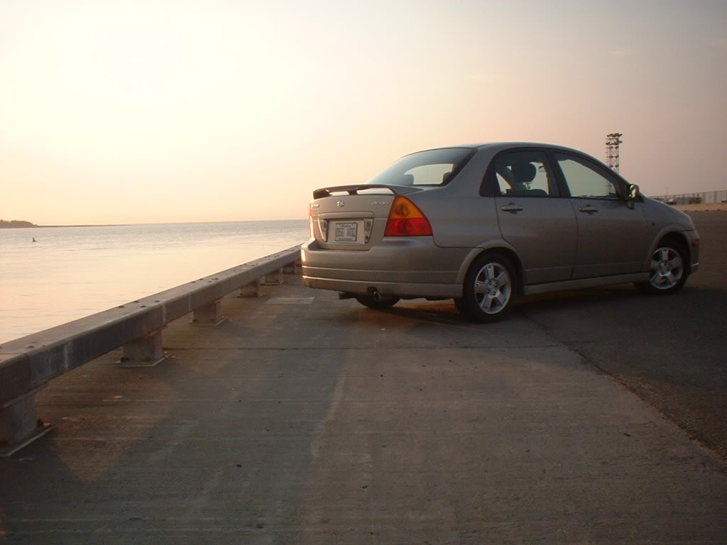 Suzuki Aerio 16 GLX Sedan