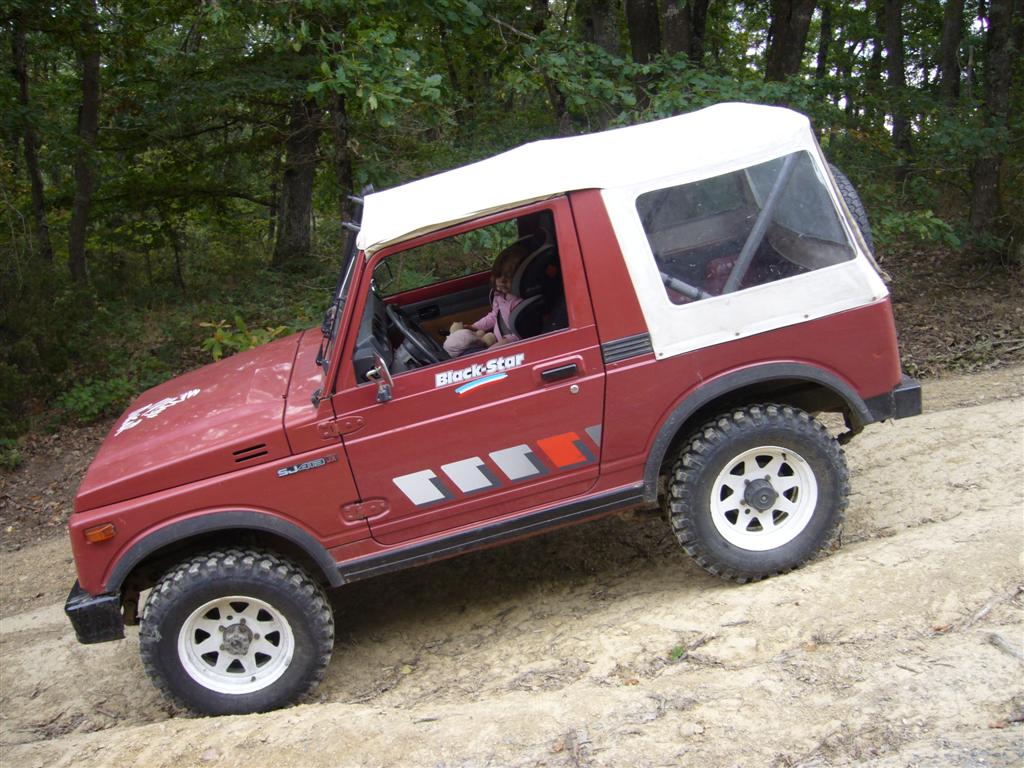 Suzuki Samurai sj413