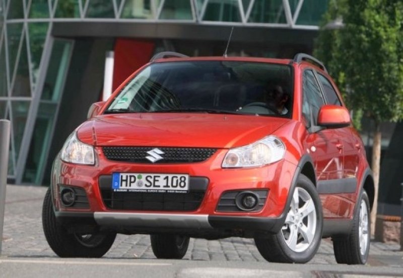 Suzuki SX4 GL 16 Sedan