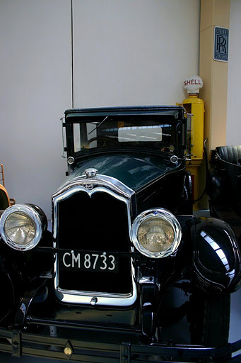 Tatra Saloon Model 77