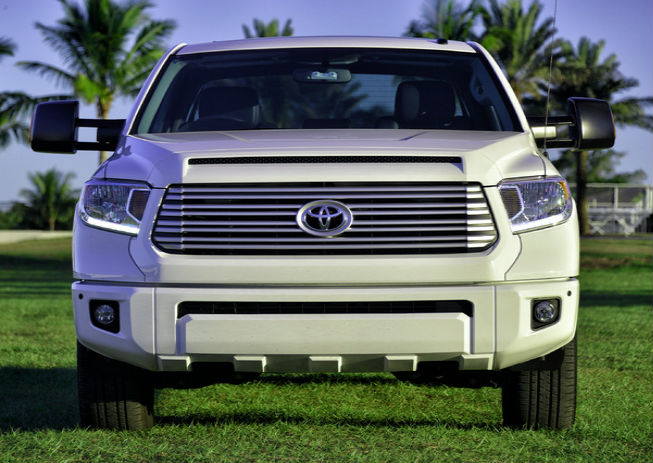 2014 Toyota Tundra Platinum CrewMax 2WD