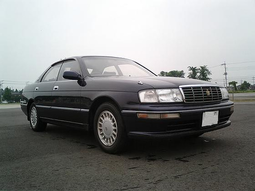 Toyota Crown Royal Saloon