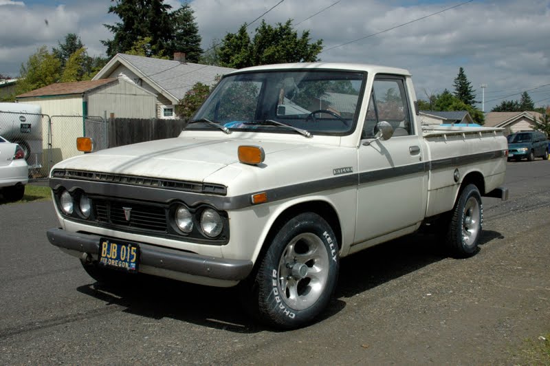 Toyota Hilux 1600 Crew Cab