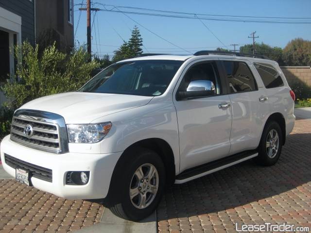 Toyota Sequoia V8 4WD