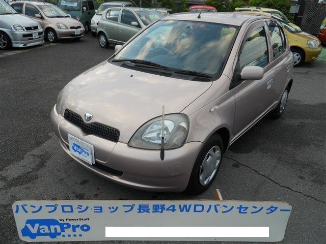 Toyota Vitz U