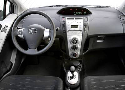 Toyota Yaris 5D