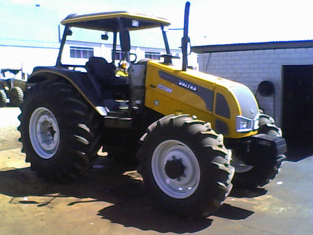 Valtra BM 100