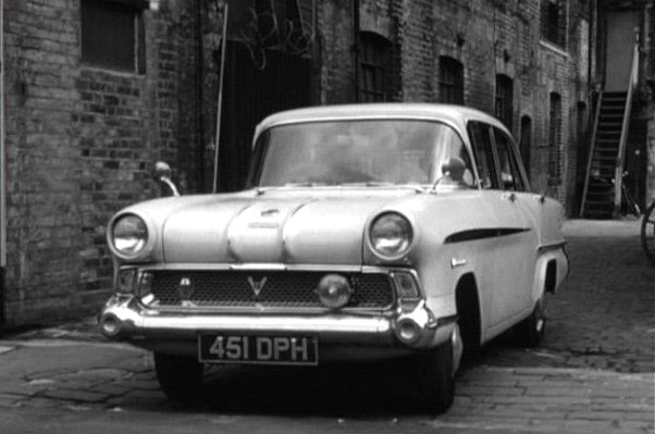 Vauxhall Victor Super
